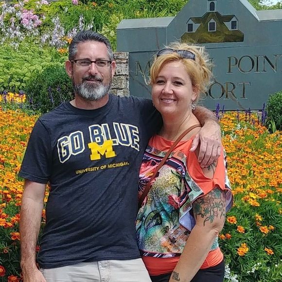 Meet your Posher, Amber - Picture 1 of 1